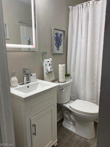 N Birdneck Rd, Virginia Beach, Home For Rent in Virginia Beach - Image 1