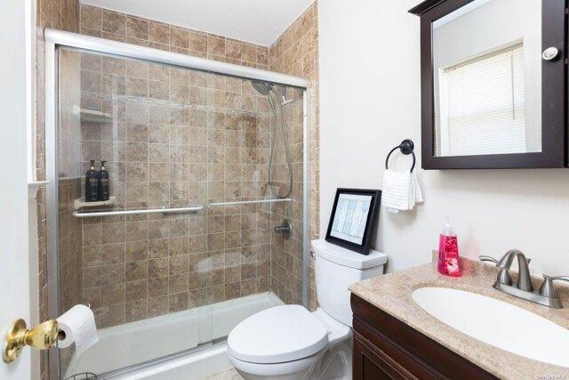 Wells Rd, Laurel, Home For Rent in Hamptons - Image 1