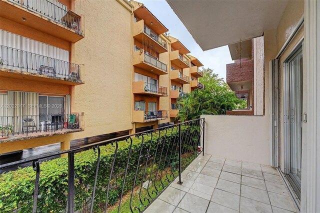 W Th St Apt,hialeah, Condo For Rent in Hialeah - Image 1