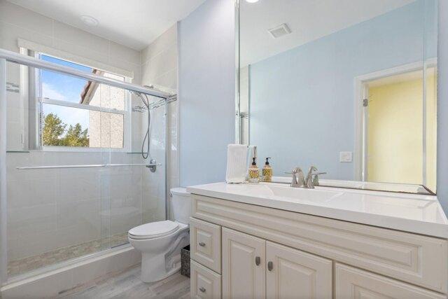 N Lake Dr, Lantana, Home For Rent in Boynton Beach - Image 1