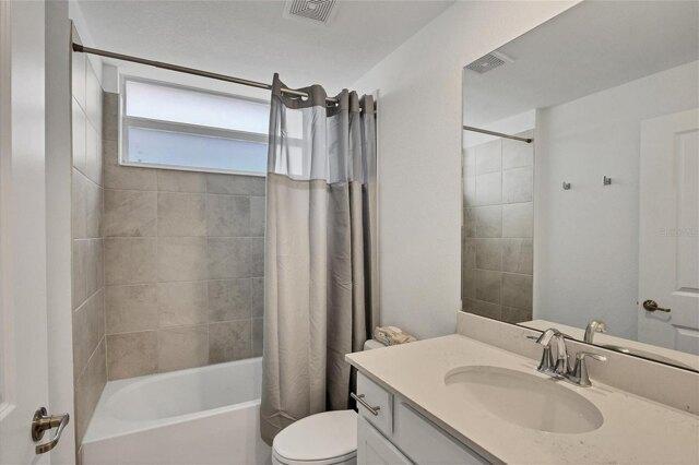 Galapagos Ct Unit,venice, Home For Rent in Port Charlotte - Image 1