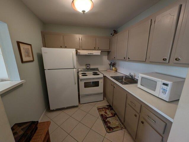 Markham T Unit,deerfield Beach, Condo For Rent in Pompano Beach - Image 1