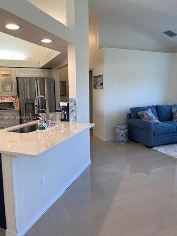 Rotonda Cir, Rotonda West, Home For Rent in Port Charlotte - Image 1