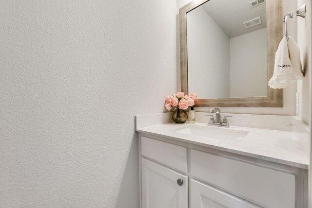 Sir Dustin Ln, Carrollton, Home For Rent in Lewisville - Image 1