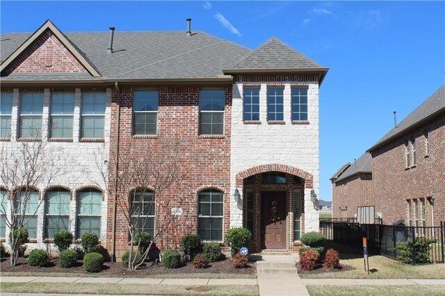 Comanche Dr, Carrollton, Home For Rent in Lewisville - Image 1