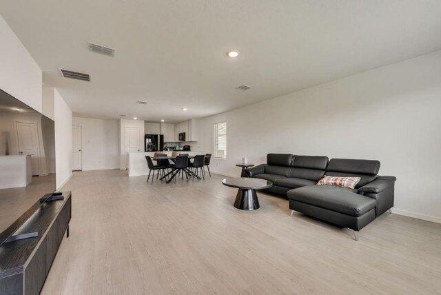 Hammersmith St, Pilot Point, Home For Rent in Frisco - Image 1