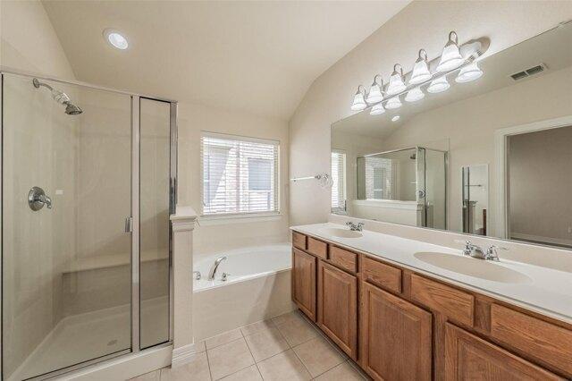 Catbird Dr, Little Elm, Home For Rent in Frisco - Image 1