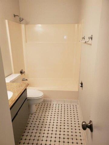 Druid Knoll Dr Ne Unit,atlanta, Home For Rent in Atlanta - Image 1