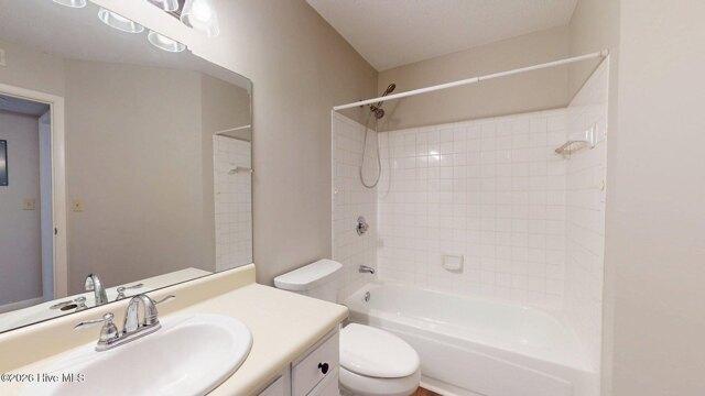 Wilshire Cir, Aberdeen, Home For Rent in Fayetteville - Image 1
