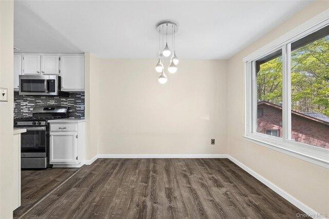 Birchwood Rd, Medford, Condo For Rent in Brookhaven - Image 1