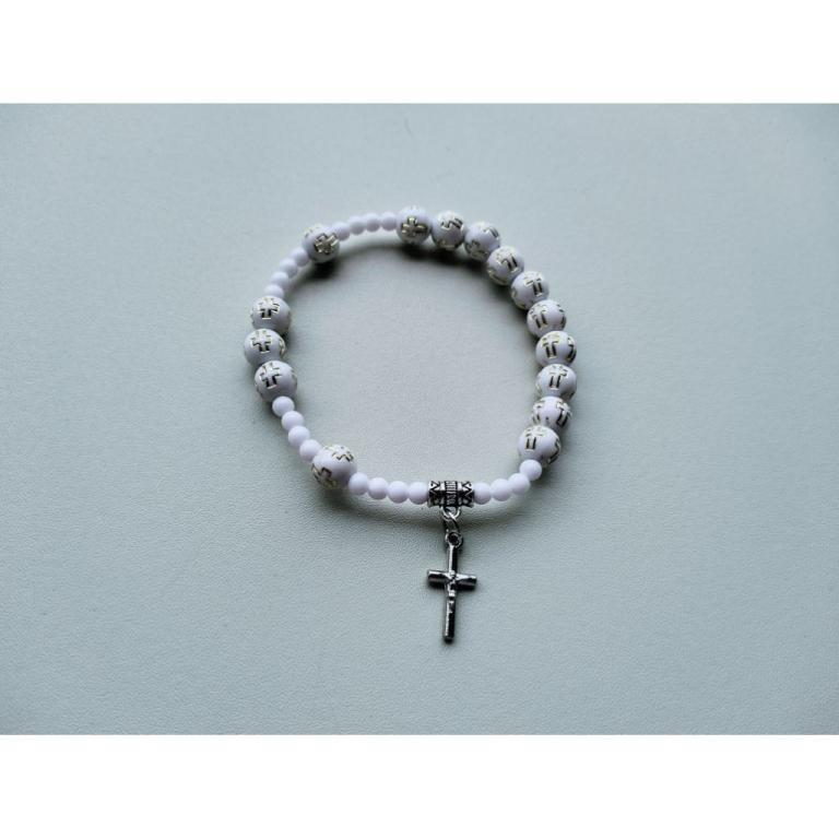 G426 8MM WHITE RAISED CROSS BEAD ROSARY BRACELET CATHOLIC in Bukit Batok - Image 1