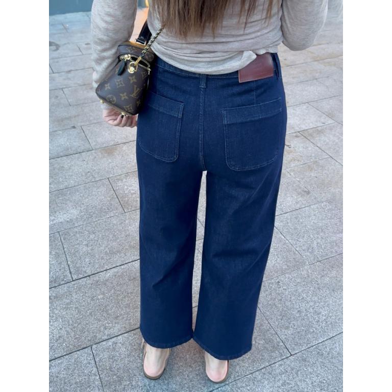 FAT STYLE HIGH-WAIST STRAIGHT JEANS WITH RISE-WAIST, HIGH … in Bukit Batok - Image 1