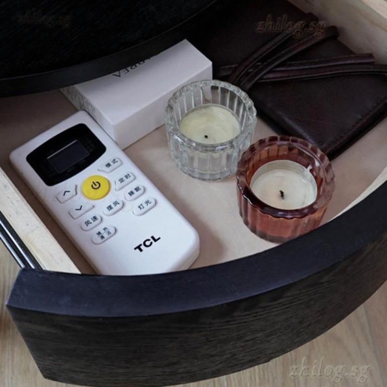 Minimalist Side Table Bedside Table Simple Retro Style Edge … in North-Eastern Islands - Image 1