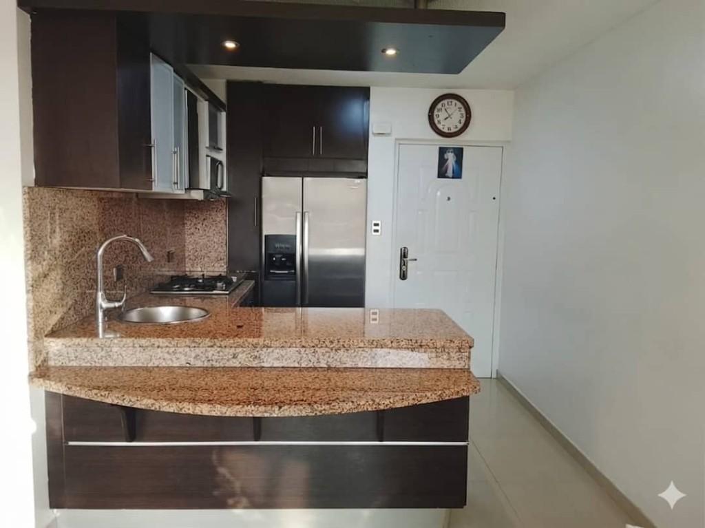 APARTAMENTO EN VENTA EN C.R.THAI, LECHERIA en Lecherías - Imagen 10