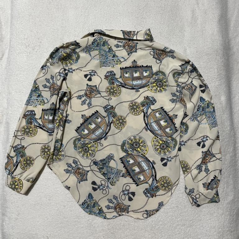 Graphic Pattern Set Shirt + Shorts (Second Hand) in Bukit Batok - Image 1