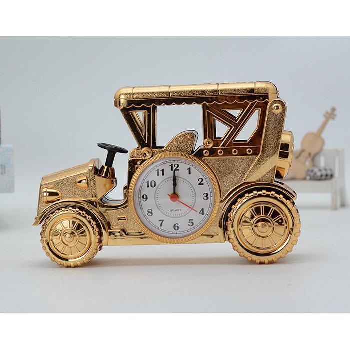 European Creative Classical Classical Car Alarm Clock Clock … in Bukit Batok - Image 1