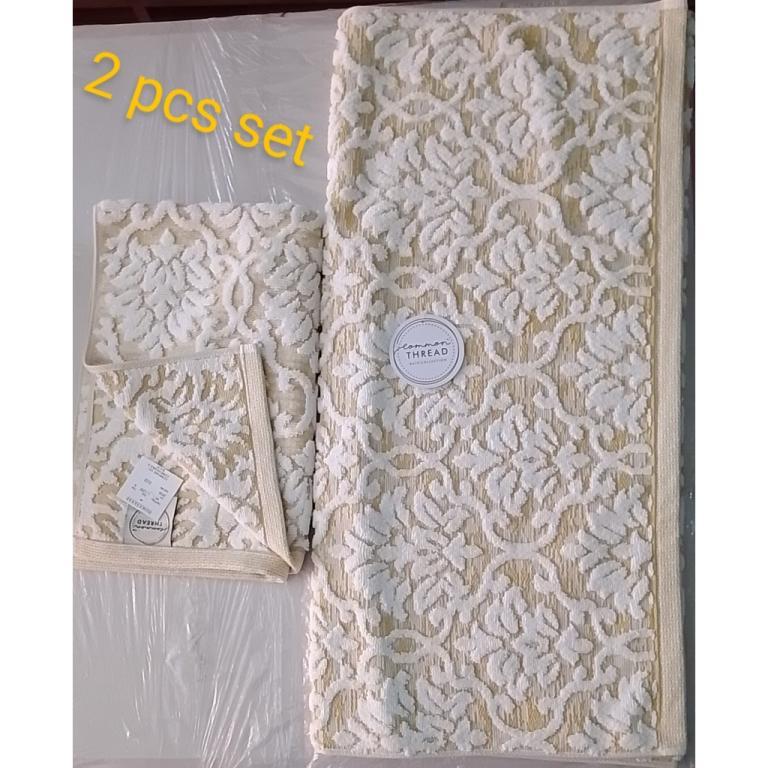 Common Thread Swirl Pattern Bath Collection Towel Set in Bukit Batok - Image 1