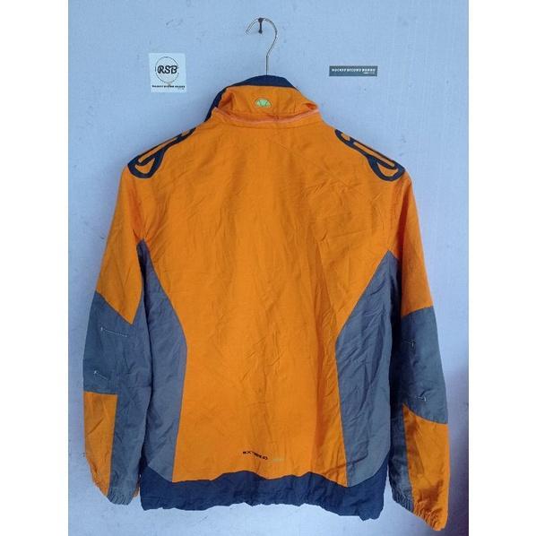 Ellese Jacket in Pasir Ris - Image 1