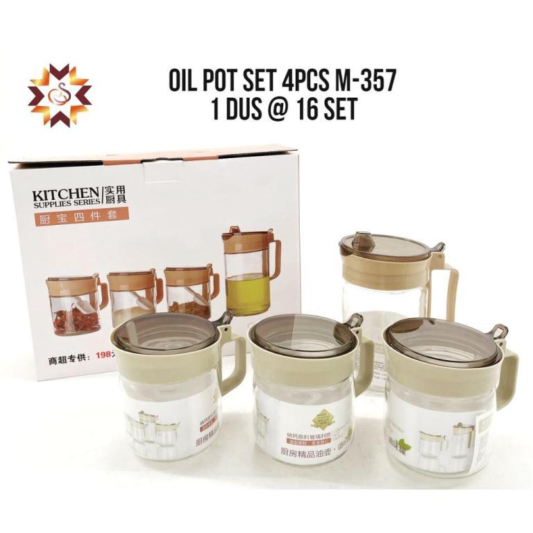 Oil Bottle and Spice Container Set 4Pcs/ Multipurpose … in Toa Payoh - Image 1