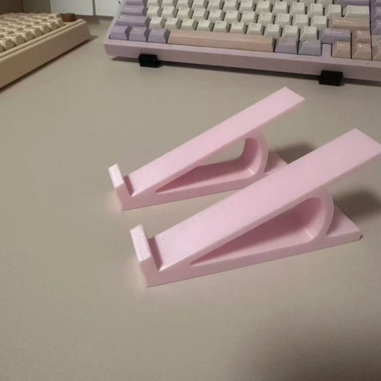 YELGIRL 1 Pair Computer Keyboard Riser, Raised Keyboard … in Bishan - Image 1