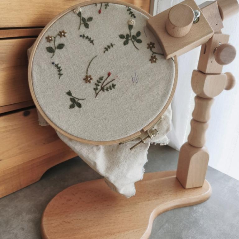 Universal Adjustable Desktop Embroidery Frame Beech Desktop … in Woodlands - Image 1