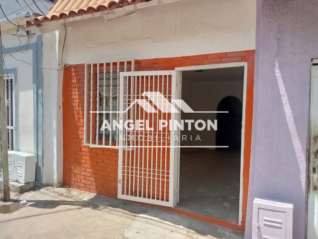 CASA VENTA SANTA ROSALIA MARACAIBO VENEZUELA API 95870 en Maracaibo - Imagen 1