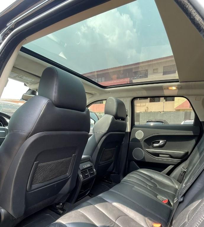 RANGE ROVER EVOQUE 2014 FULL OPTION in Nigeria - Image 4