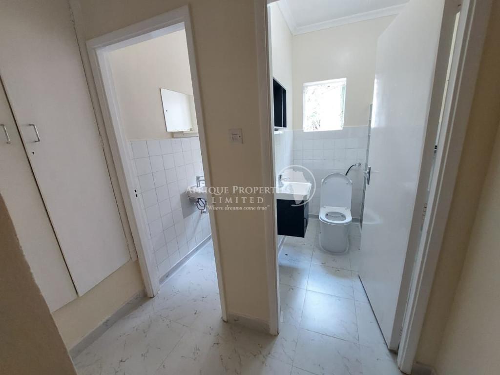 4 Bedroom Spacious Bungalow For Rent In Rosslyn in Kenya - Image 12