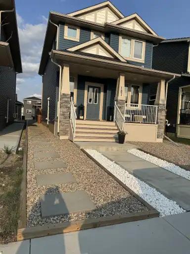 Beautiful House for Rent in Evanston! in Airdrie - Image 1