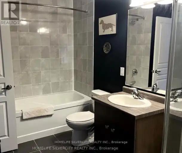 19 JOHN RUSSELL LANE in Kitchener - Image 1