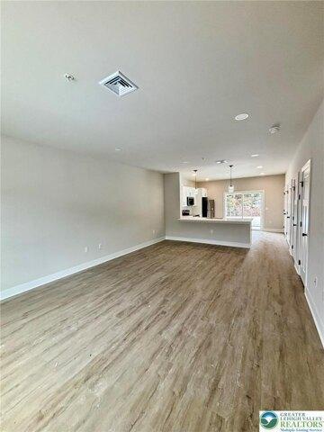 Greenview Dr Unit,bethlehem, Home For Rent in Allentown - Image 1