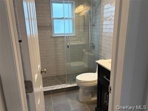 Penn St E, Long Beach, Home For Rent in Long Beach - Image 1