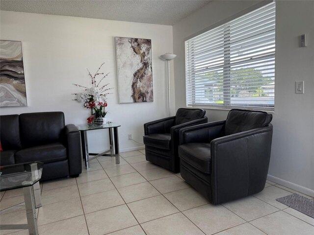 Farnham F, Deerfield Beach, Condo For Rent in Boca Raton - Image 1