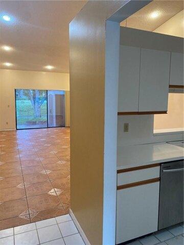 Inverrary Blvd, Lauderhill, Home For Rent in Sunrise - Image 1