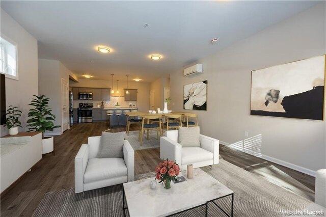 E Mitchell Ave Apt,cheshire, Home For Rent in Waterbury - Image 1