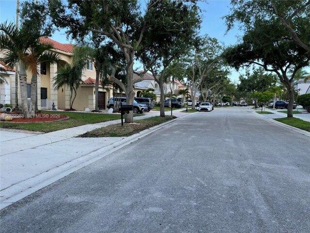Fairfield Meadows Dr Unit,weston, Home For Rent in Sunrise - Image 1