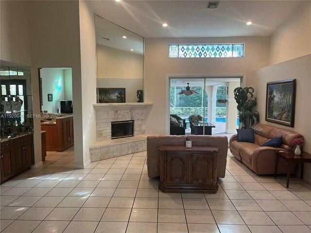 Victorian Ln, Jupiter, Home For Rent in West Palm Beach - Image 1