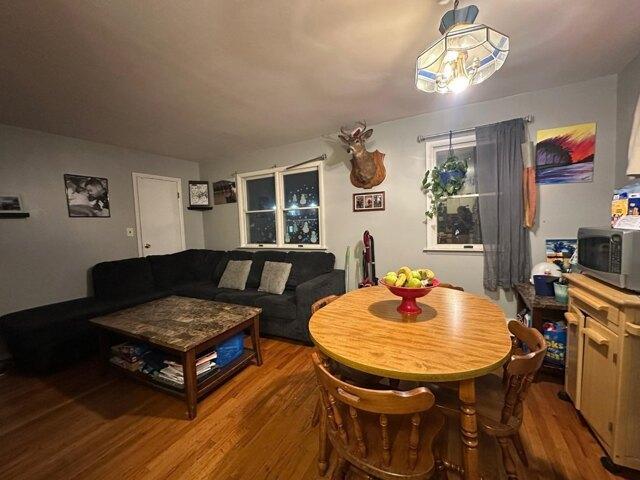 Keller Ave, Elmont, Home For Rent in Long Beach - Image 1
