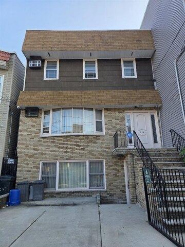 Griffith St Unit,jersey City, Home For Rent in Brooklyn - Image 1