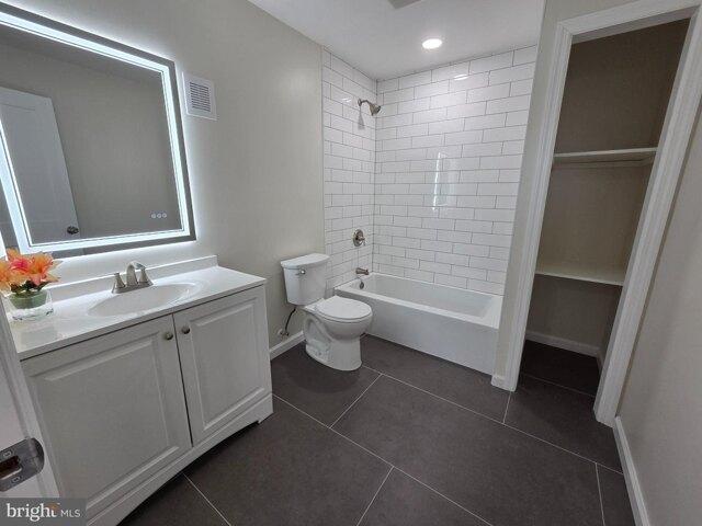 E Clements Bridge Rd Unit,runnemede, Home For Rent in Cherry Hill - Image 1