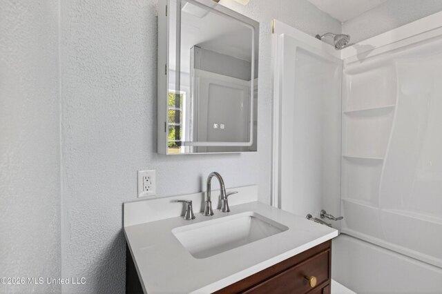 N Wright Ave, Long Beach, Home For Rent in Gulfport - Image 1