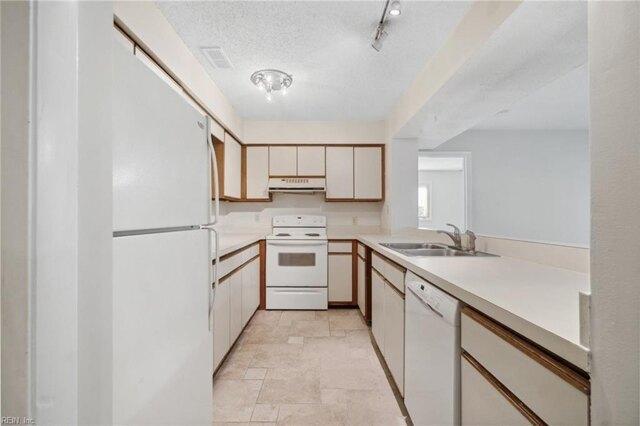 Starfish Rd Apt,virginia Beach, Condo For Rent in Virginia Beach - Image 1