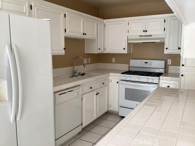 Th St W Unit A, Palmdale, Home For Rent in Lancaster - Image 1