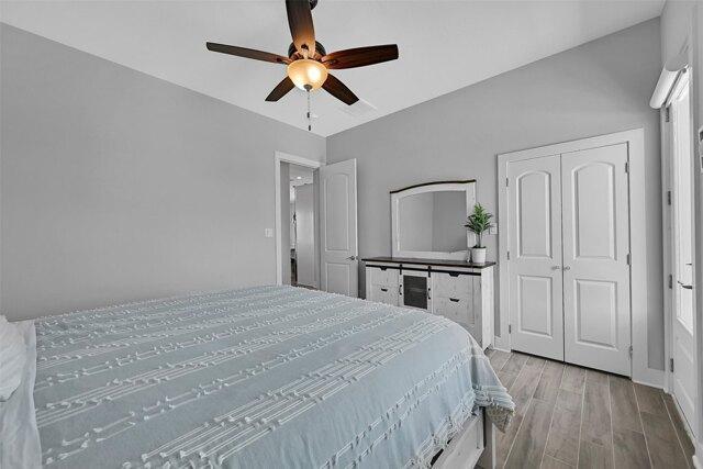 Martes St, Galveston, Home For Rent in Galveston - Image 1