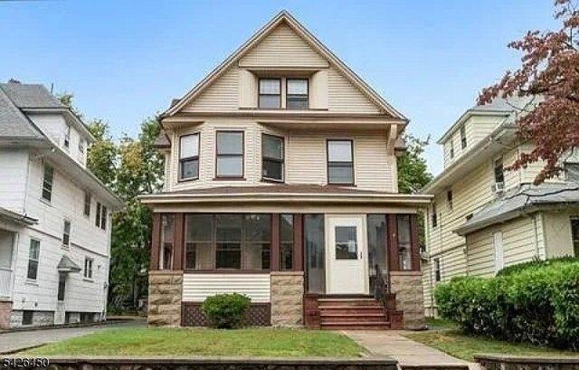 Claremont Pl Unit,montclair, Home For Rent in Paterson - Image 1