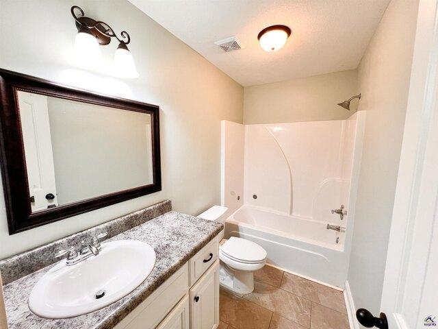 Washington Place Dr, Perry, Home For Rent in Macon - Image 1