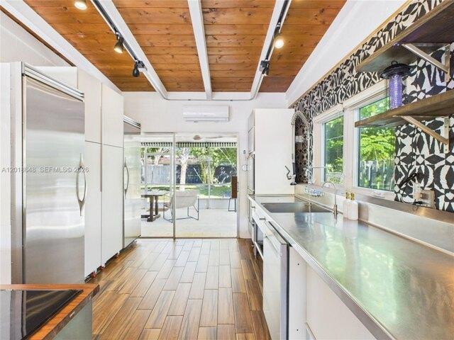 Sw Th Ave, Fort Lauderdale, Home For Rent in Miami - Image 1