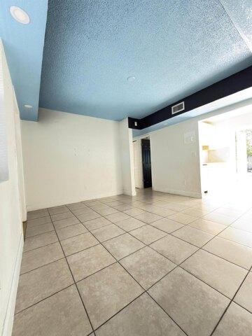 Ne Th St, Pompano Beach, Home For Rent in Miami - Image 1
