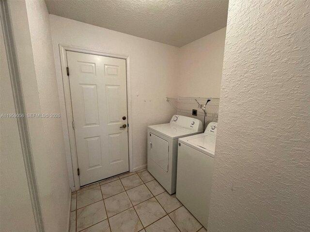 Augusta Dr Unit,homestead, Home For Rent in Miami - Image 1