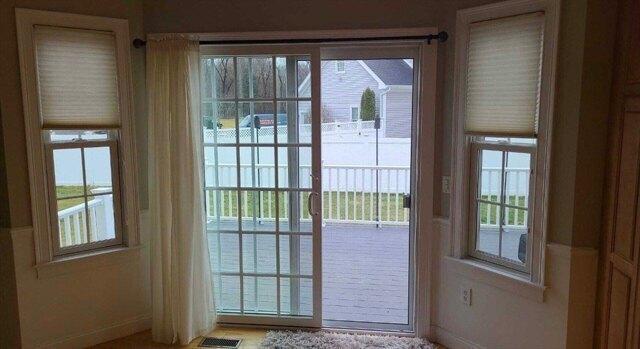 Chestnut St, Foxboro, Home For Rent in Providence - Image 1